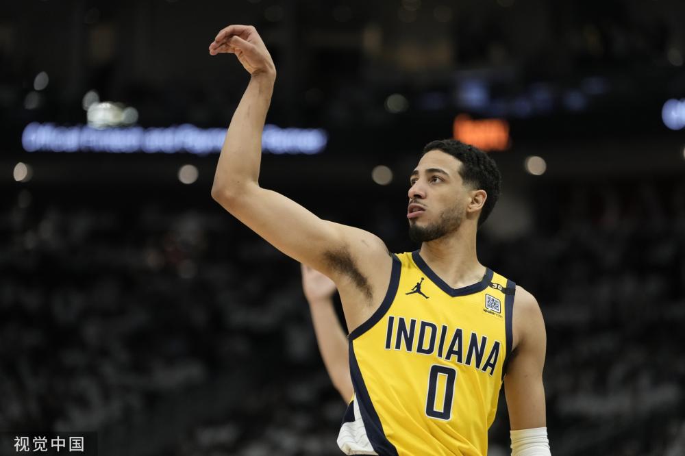 并带动队友 并带动队友