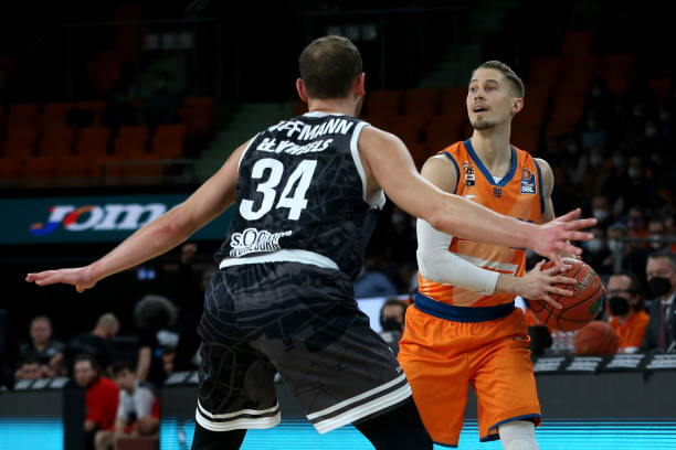 运动员利用 运动员利用