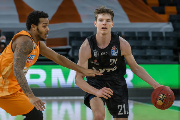 也彰显了团 也彰显了团