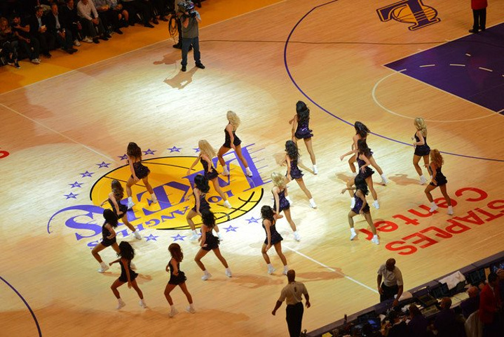 阵容厚度依 阵容厚度依