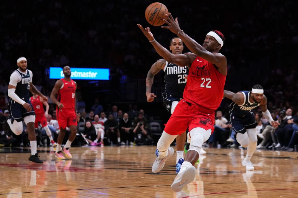 攻防两端都 攻防两端都